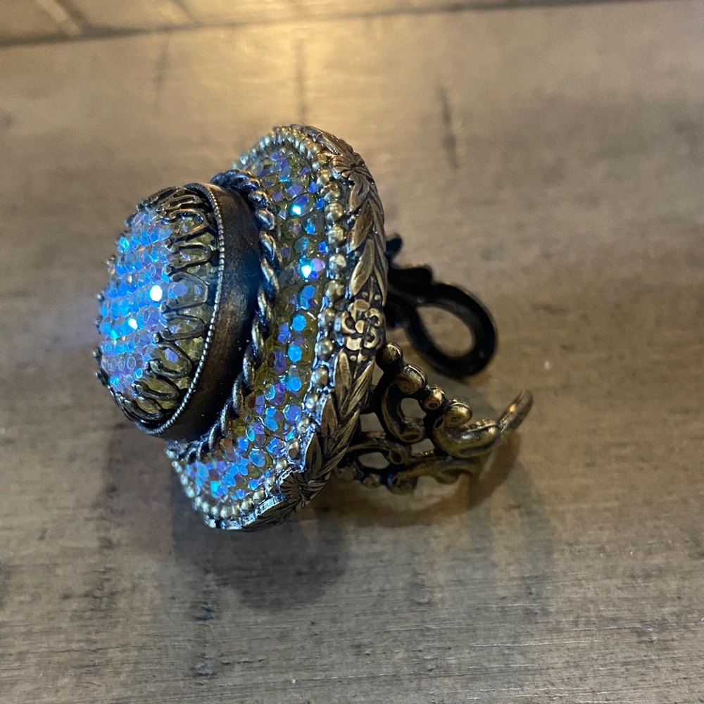 Elegant ollipop vintage clear  and Blue Crystal Ring
